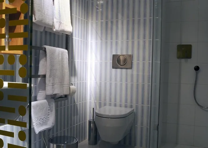 Hotel Kokorin Otel 4*